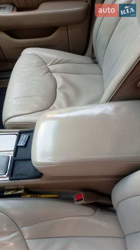 Седан Lexus LS 2002 в Желтых Водах