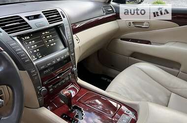 Седан Lexus LS 2007 в 