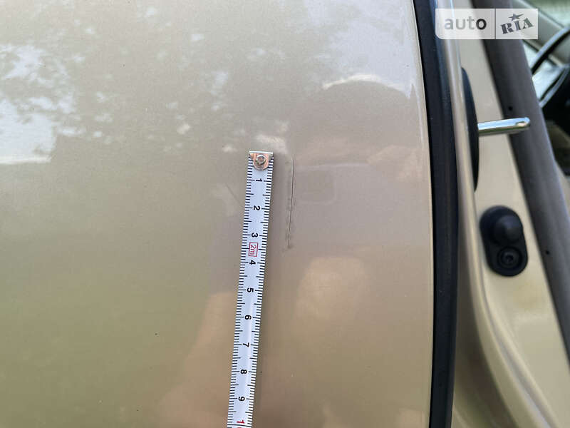 Седан Lexus LS 2008 в Чернігові