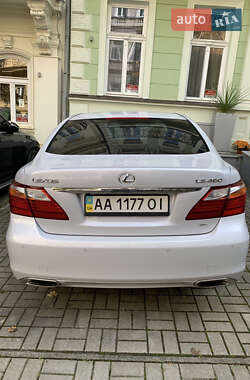 Седан Lexus LS 2010 в Киеве