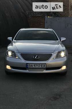 Седан Lexus LS 2007 в Кропивницькому