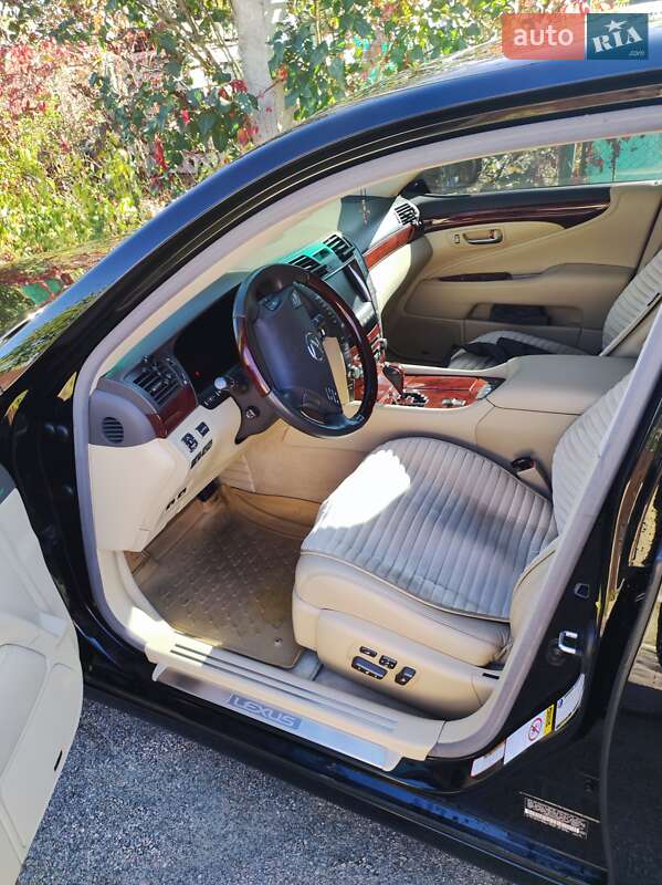 Седан Lexus LS 2007 в Дніпрі