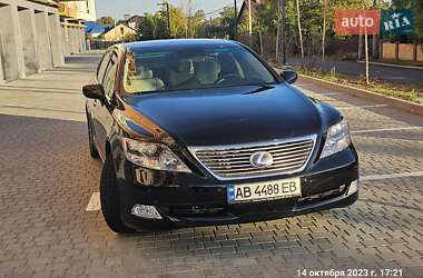 Седан Lexus LS 2008 в Виннице