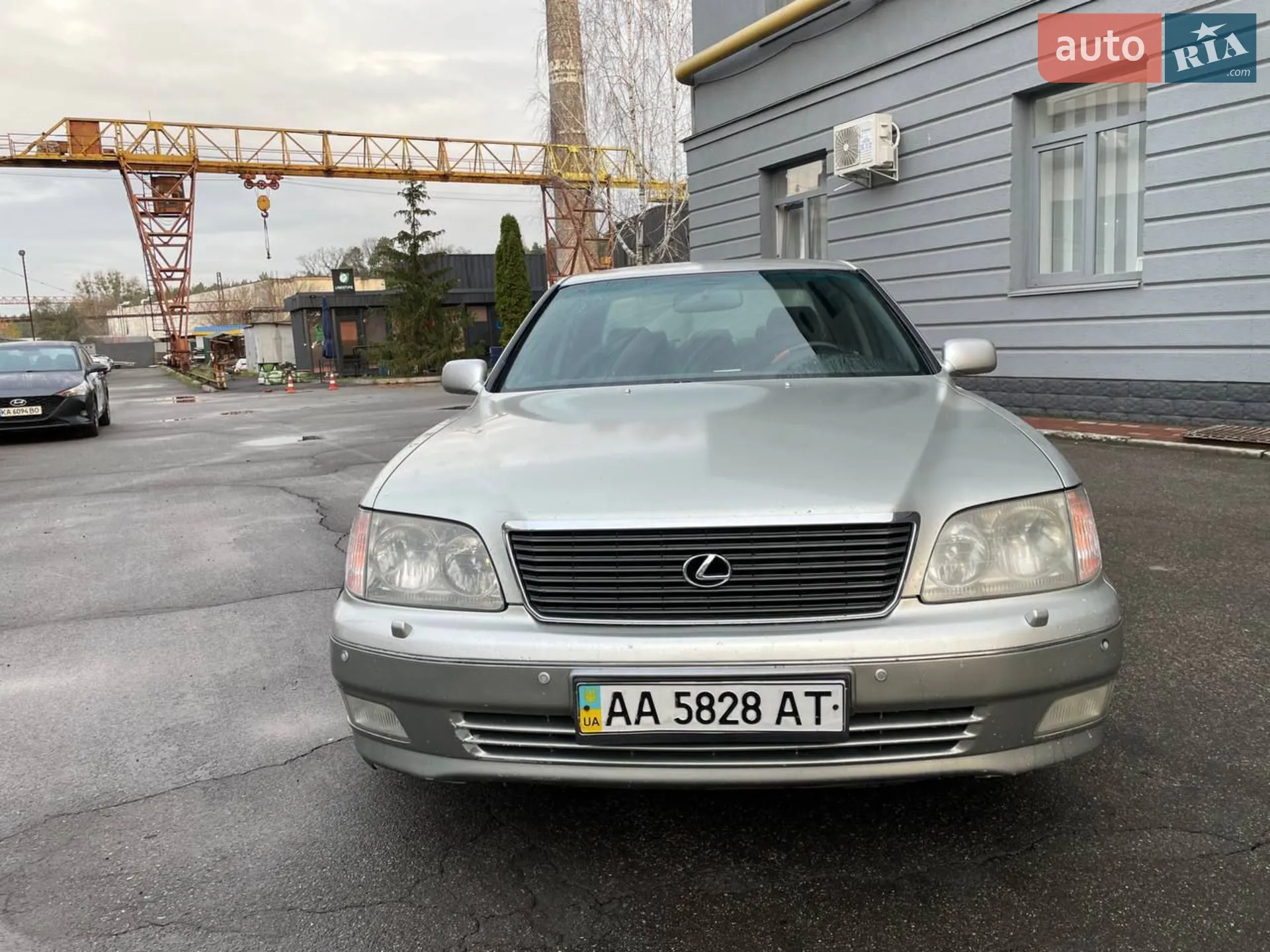 Lexus LS 2000 року
