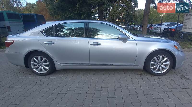 Lexus LS 2007