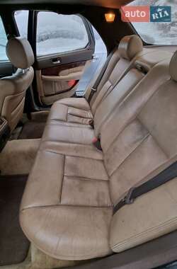 Седан Lexus LS 1994 в Киеве