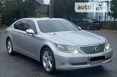 Седан Lexus LS 2007 в Киеве