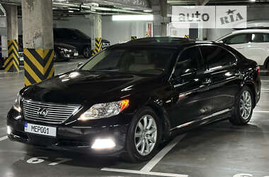 Седан Lexus LS 2007 в Киеве