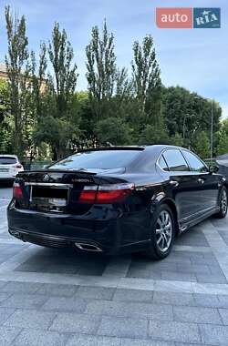 Седан Lexus LS 2008 в Киеве