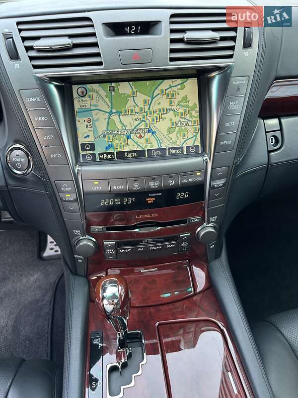 Седан Lexus LS 2008 в Киеве