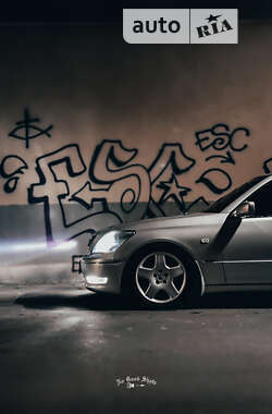 Седан Lexus LS 2003 в Киеве