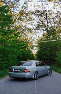 Седан Lexus LS 2003 в Киеве