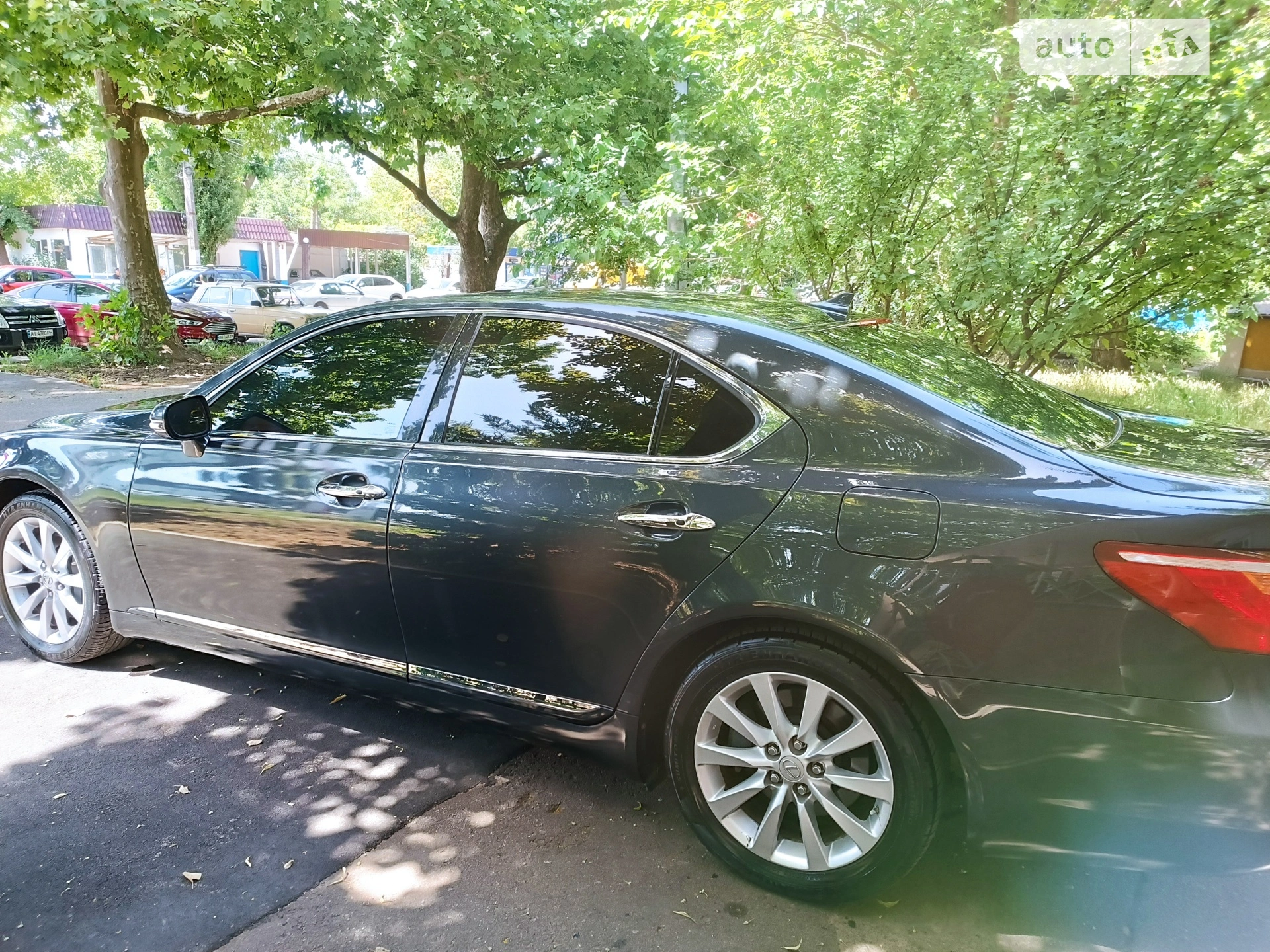 2011 Lexus LS - мініатюра 4