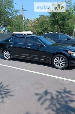 Седан Lexus LS 2010 в Одессе