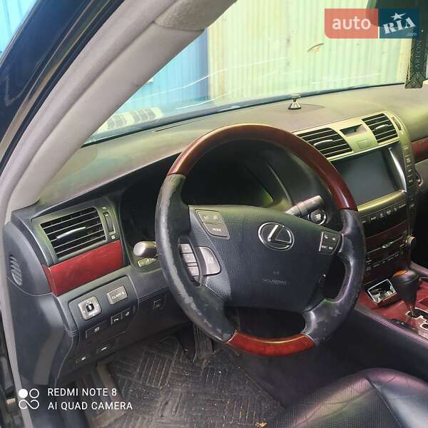 Седан Lexus LS 2007 в Києві