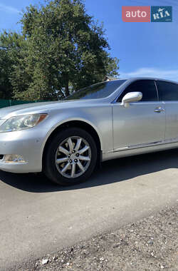 Седан Lexus LS 2007 в Киеве