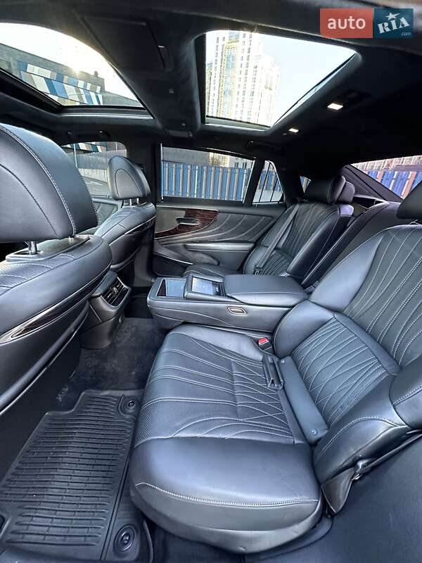 Седан Lexus LS 2018 в Киеве фото 23 Седан Lexus LS 2018 в Киеве