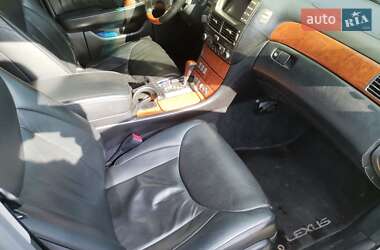 Седан Lexus LS 2003 в 