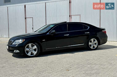 Седан Lexus LS 2008 в Коломые