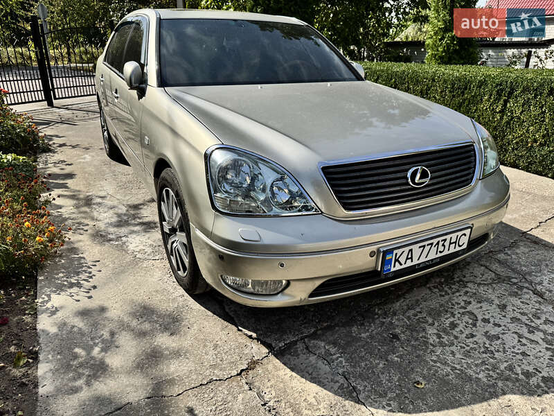 Седан Lexus LS 2002 в Вишгороді