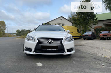 Седан Lexus LS 2015 в Киеве