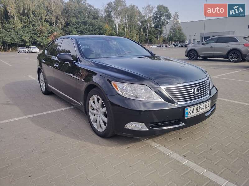 Lexus LS 2008