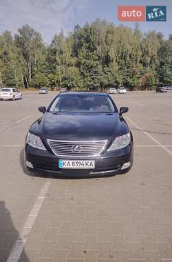 Седан Lexus LS 2008 в Чернігові