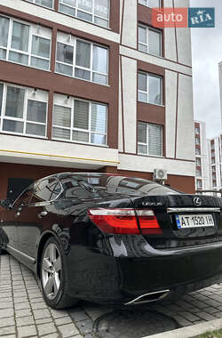 Седан Lexus LS 2008 в 