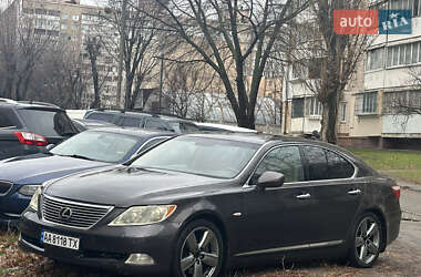 Седан Lexus LS 2007 в Києві