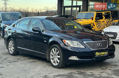 Седан Lexus LS 2007 в Черновцах