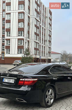 Седан Lexus LS 2008 в 