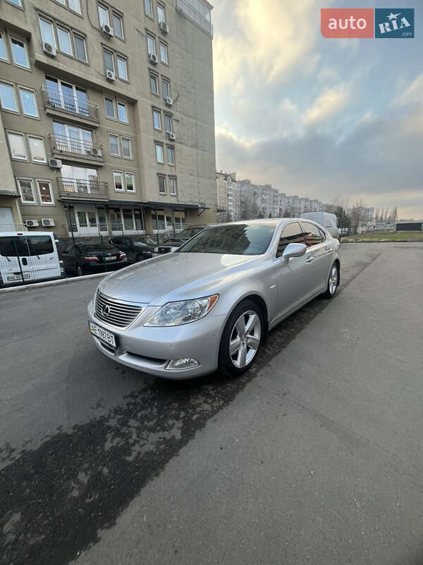 Lexus LS 2007