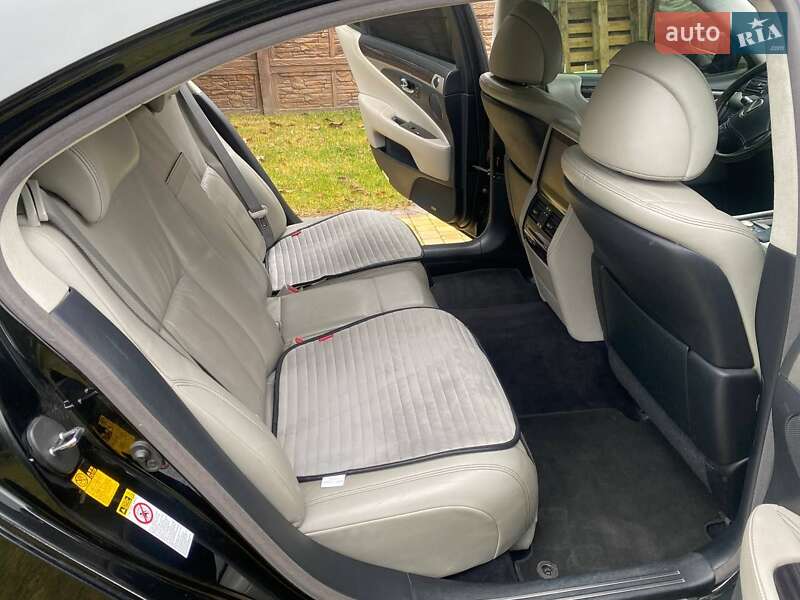 Седан Lexus LS 2013 в Киеве