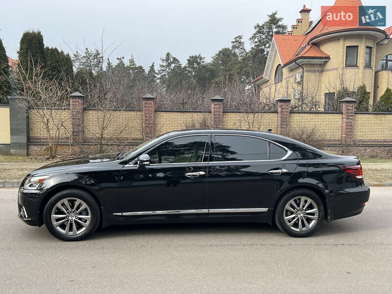 Седан Lexus LS 2014 в Черкасах