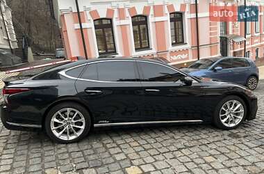 Седан Lexus LS 2017 в Киеве