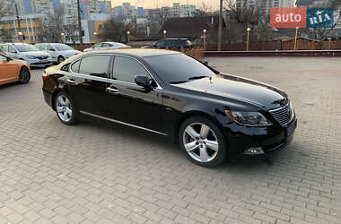 Седан Lexus LS 2007 в Киеве