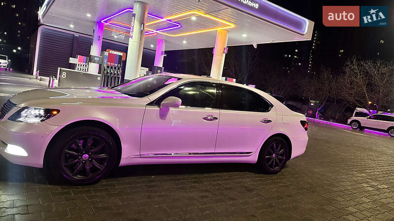 Седан Lexus LS 2007 в Одессе