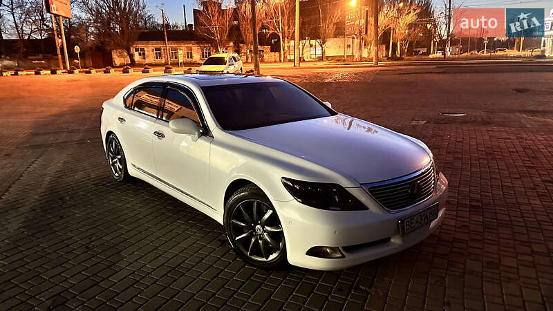 Седан Lexus LS 2007 в Одессе