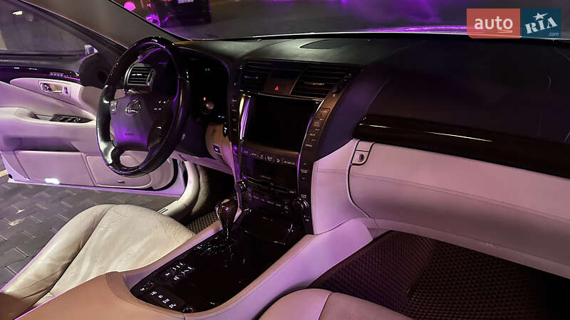 Седан Lexus LS 2007 в Одессе