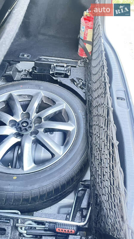 Седан Lexus LS 2008 в Дніпрі