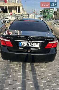 Седан Lexus LS 2008 в 