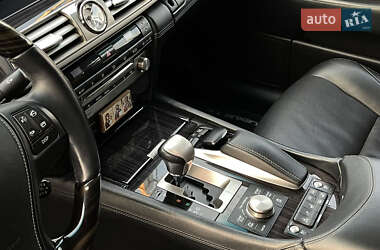 Седан Lexus LS 2013 в 