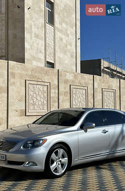 Седан Lexus LS 2007 в Одессе