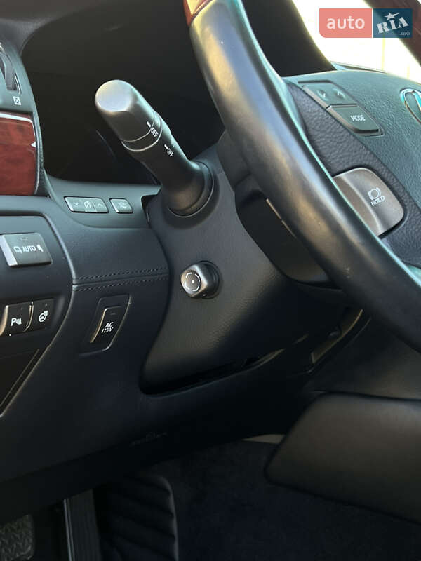 Седан Lexus LS 2007 в Одесі