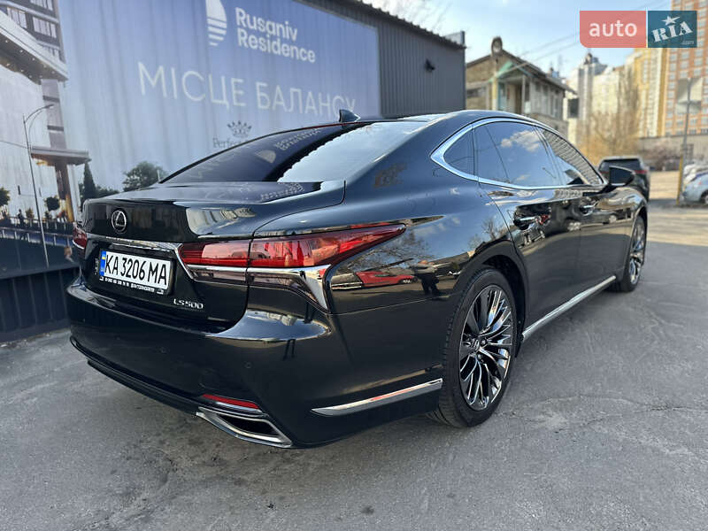 Седан Lexus LS 2018 в Киеве фото 4 Седан Lexus LS 2018 в Киеве