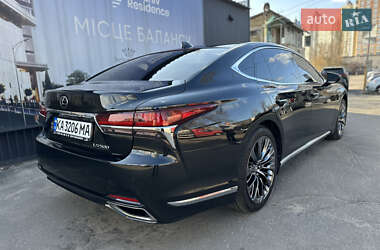 Седан Lexus LS 2018 в 