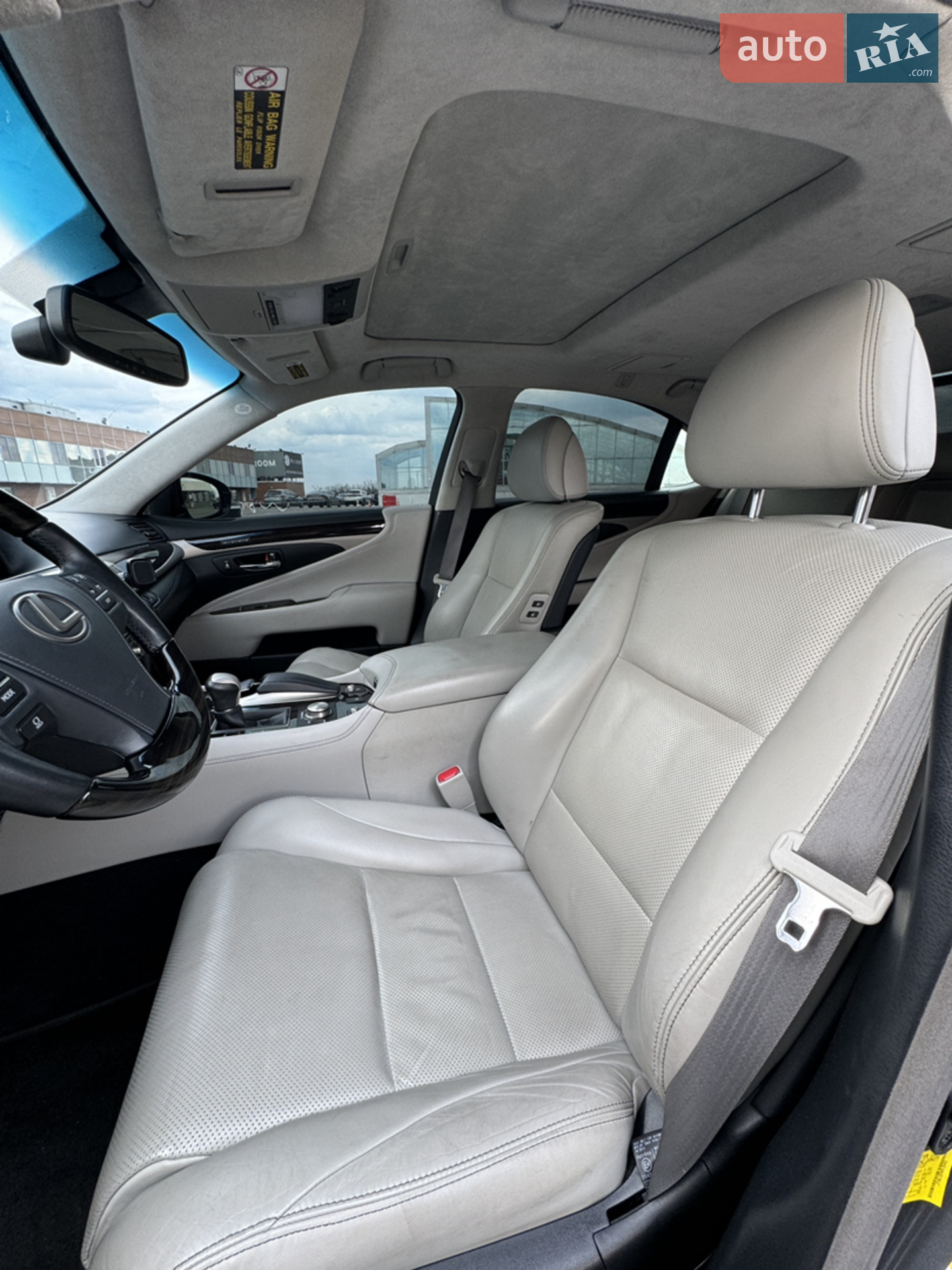 2014 Lexus LS - мініатюра 11