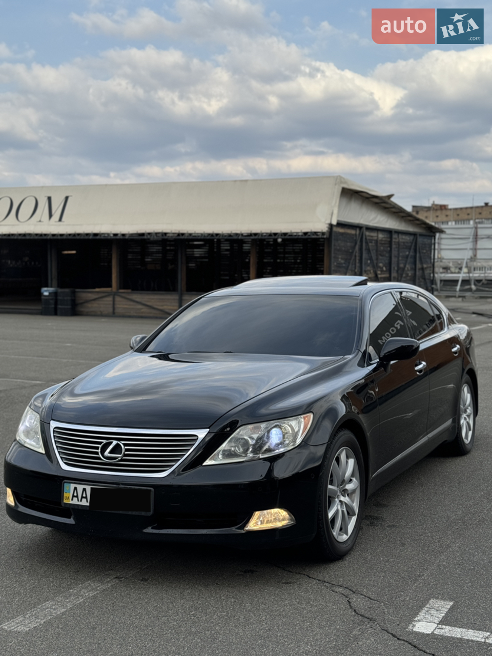 2014 Lexus LS - мініатюра 15