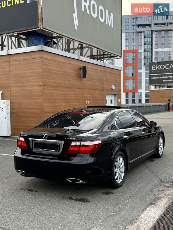 Седан Lexus LS 2007 в Киеве