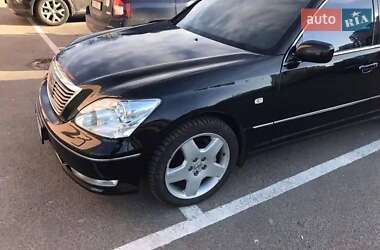 Седан Lexus LS 2005 в 